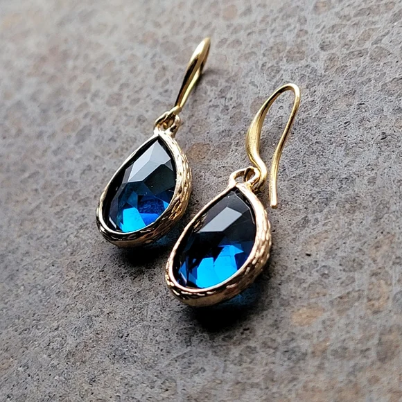 18k Gold Tanzanite Stone Earrings - Picture 1 of 6
